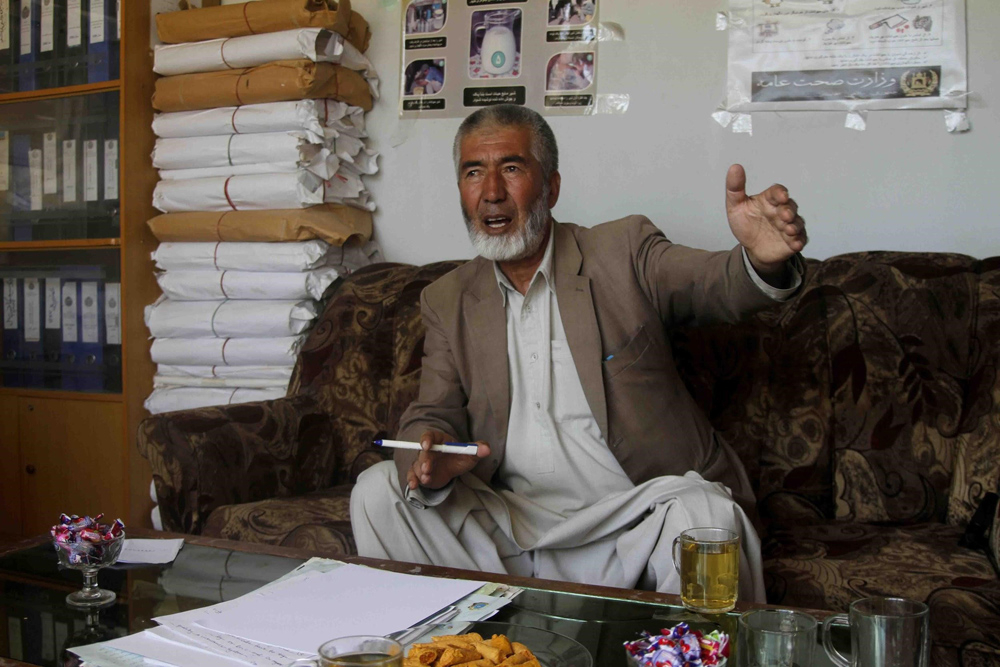 Dr Mohammad Haider, the Bamyan Provincial Veterinary Officer, explains the brucellosis programme